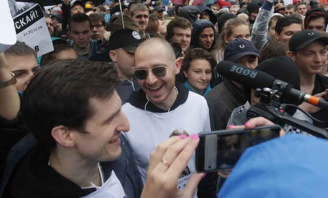 Russian Rapper Oxxxymiron Accused of Child Molestation | OngoingNow24